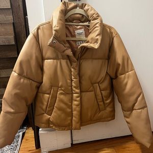 Abercrombie Vegan Leather Puffer - S